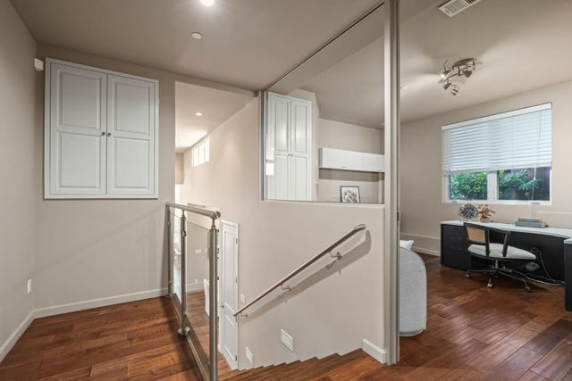 708 Alameda De Las Pulgas, Belmont, CA 94002