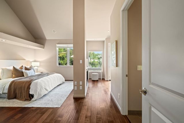 708 Alameda De Las Pulgas, Belmont, CA 94002