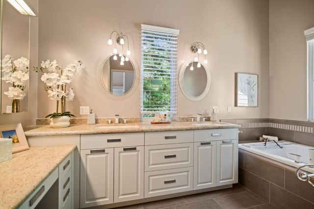 708 Alameda De Las Pulgas, Belmont, CA 94002