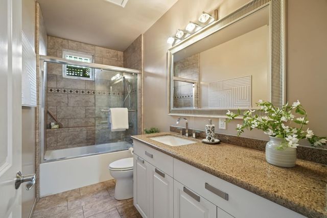 708 Alameda De Las Pulgas, Belmont, CA 94002
