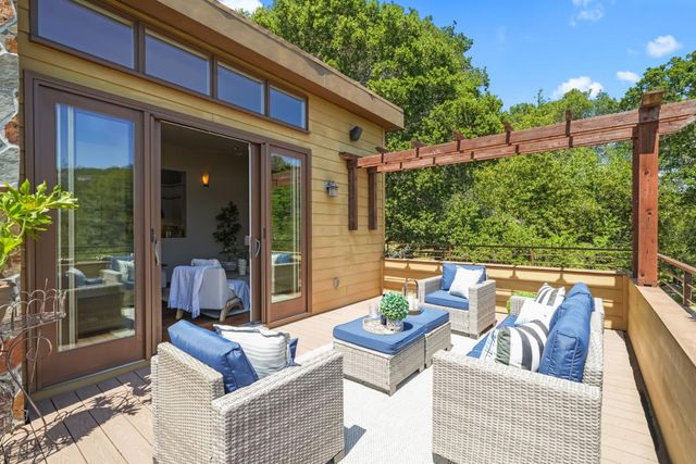 708 Alameda De Las Pulgas, Belmont, CA 94002