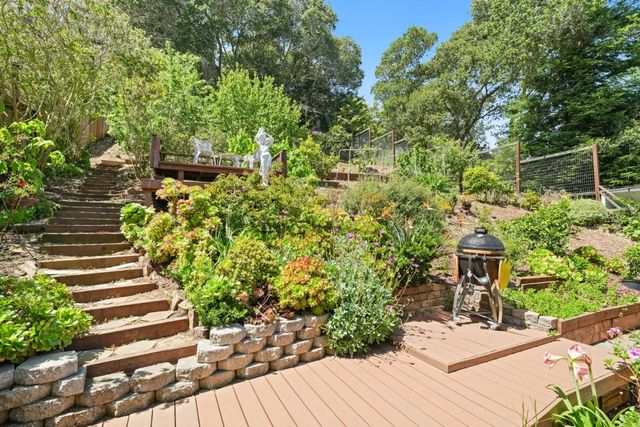 708 Alameda De Las Pulgas, Belmont, CA 94002