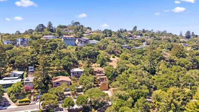 708 Alameda De Las Pulgas, Belmont, CA 94002