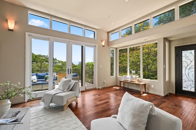 708 Alameda De Las Pulgas, Belmont, CA 94002