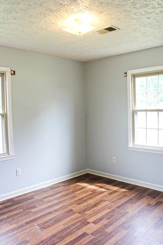 204 Goldenhead Drive, Berea, KY 40403