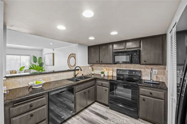 18741 Applewood, Huntington Beach, CA 92646
