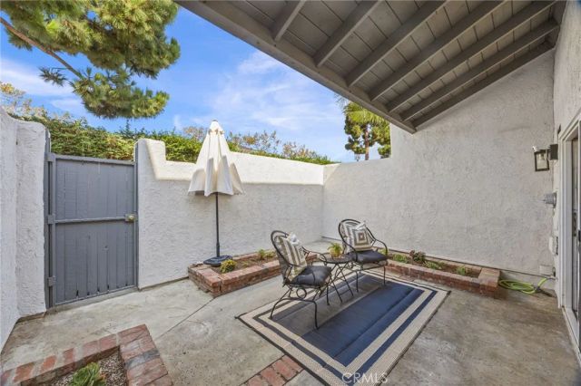 18741 Applewood, Huntington Beach, CA 92646