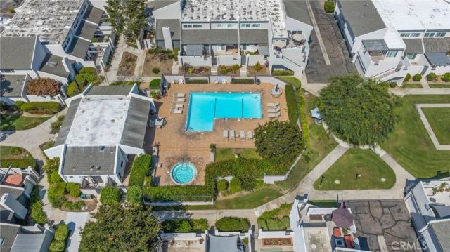 18741 Applewood, Huntington Beach, CA 92646