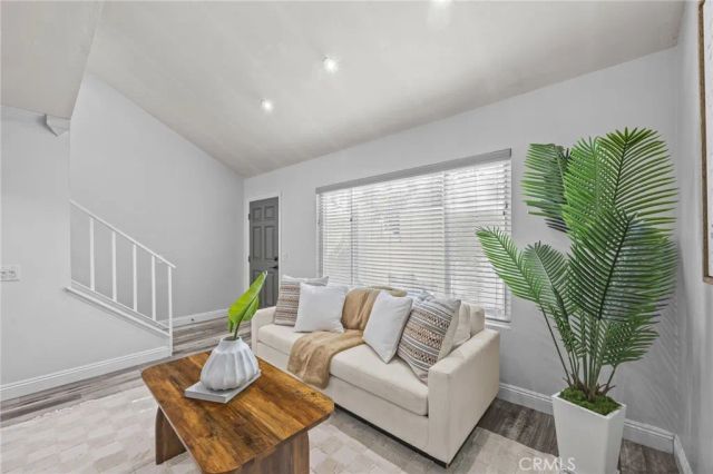 18741 Applewood, Huntington Beach, CA 92646