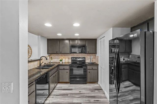 18741 Applewood, Huntington Beach, CA 92646