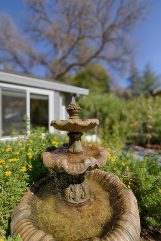 14090 Torrey Pines Dr, Auburn, CA 95602