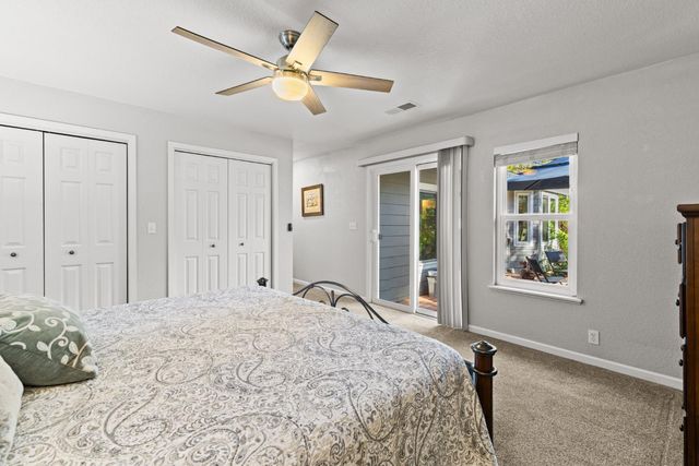 14090 Torrey Pines Dr, Auburn, CA 95602