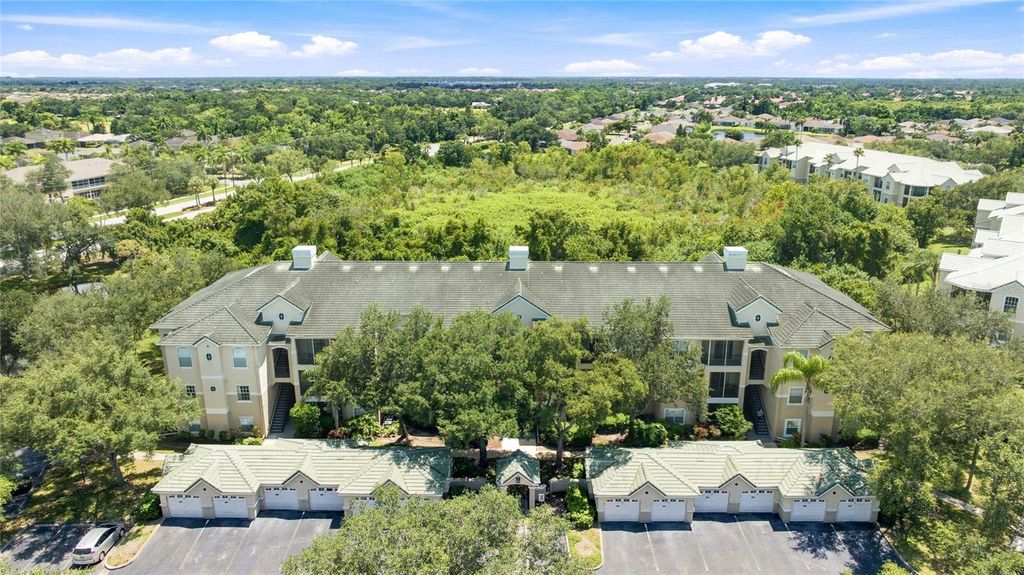 5134 NORTHRIDGE ROAD 208, Sarasota, FL 34238