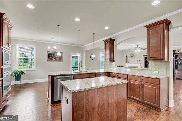 4490 Perlino pt, Cumming, GA 30040