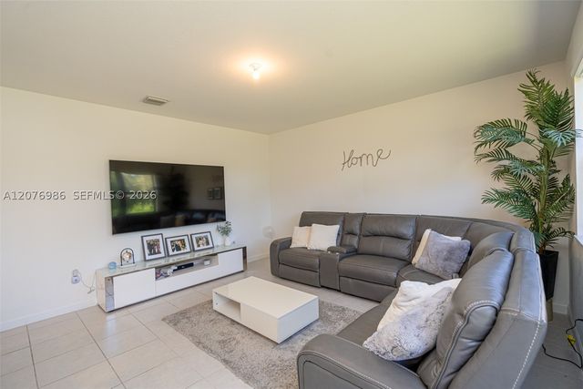 139 NE 27th Ter, Homestead, FL 33033