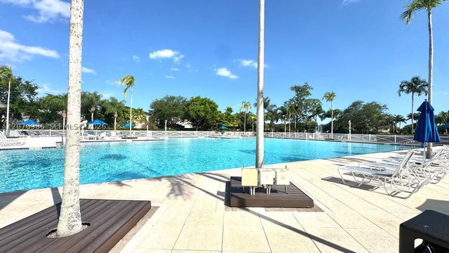 139 NE 27th Ter, Homestead, FL 33033