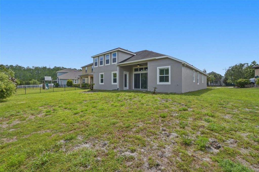 Image 35 of property listing at 10760 TIBBETT STREET, Orlando, FL 32832