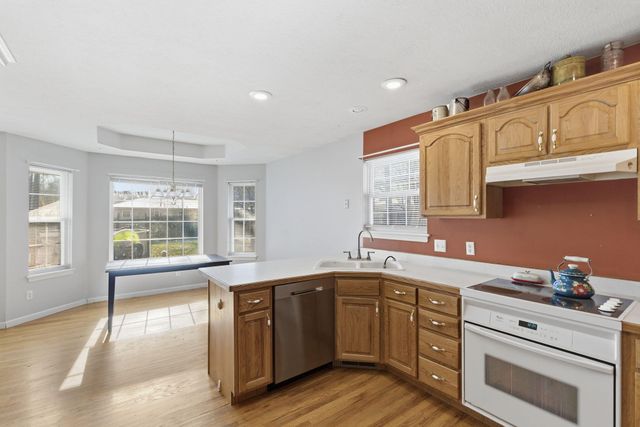 1604 E Lee Street, Republic, MO 65738