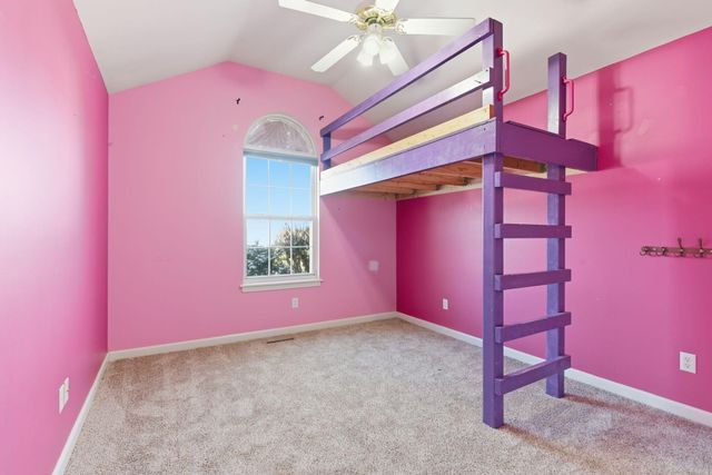 1604 E Lee Street, Republic, MO 65738