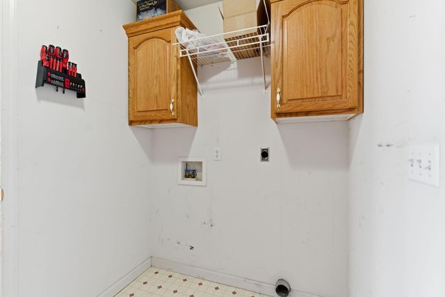 1604 E Lee Street, Republic, MO 65738