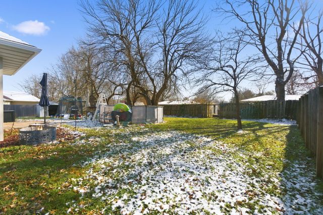 1604 E Lee Street, Republic, MO 65738