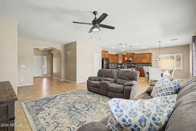 2922 E ELEANA Lane, Gilbert, AZ 85298
