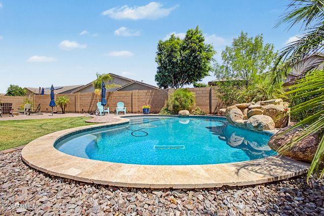 2922 E ELEANA Lane, Gilbert, AZ 85298