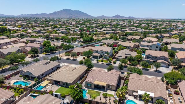 2922 E ELEANA Lane, Gilbert, AZ 85298
