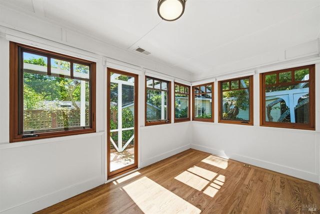 7 Marin Rd, Fairfax, CA 94930