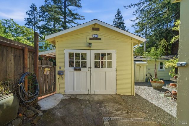 7 Marin Rd, Fairfax, CA 94930