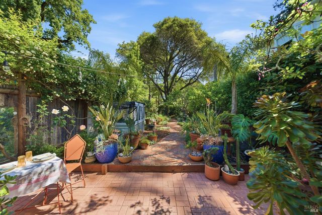 7 Marin Rd, Fairfax, CA 94930