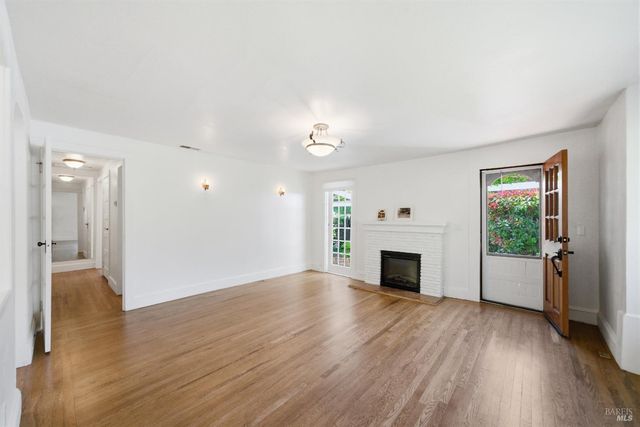 7 Marin Rd, Fairfax, CA 94930