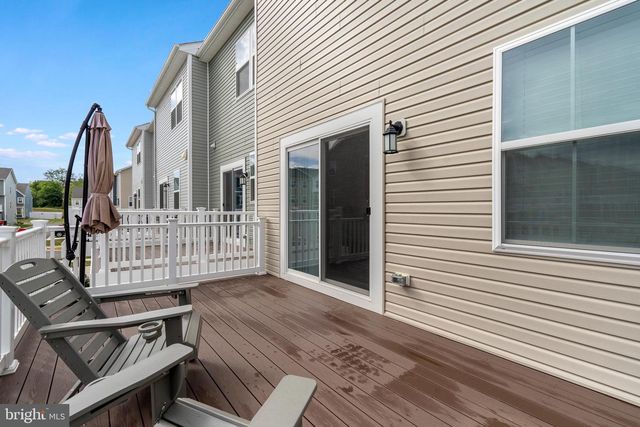 267 SANDY BOTTOM CIR, Ranson, WV 25438