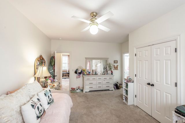 100 Loch Leven Way, Hendersonville, TN 37075