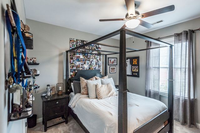 100 Loch Leven Way, Hendersonville, TN 37075