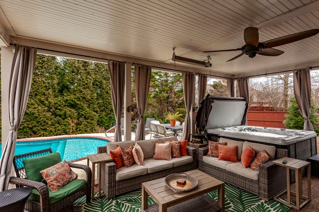 100 Loch Leven Way, Hendersonville, TN 37075