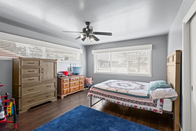 507 Clubview Drive, Levelland, TX 79336