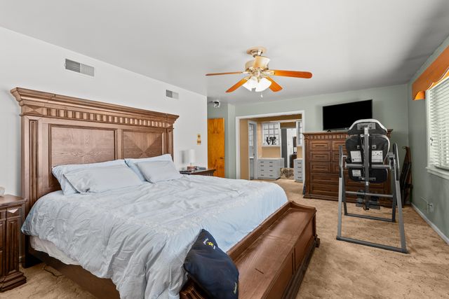 507 Clubview Drive, Levelland, TX 79336