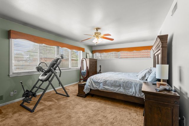 507 Clubview Drive, Levelland, TX 79336