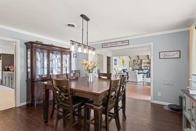 507 Clubview Drive, Levelland, TX 79336