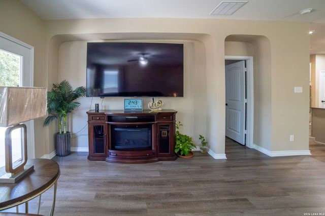 5111 Belleza, San Antonio, TX 78261