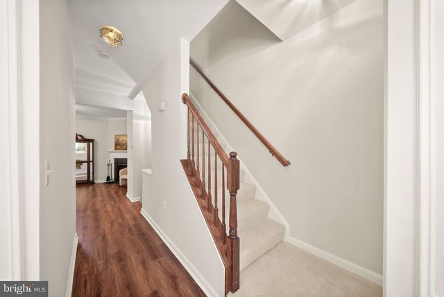 510 SPARKLEBERRY TER NE, Leesburg, VA 20176