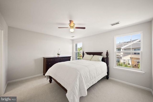510 SPARKLEBERRY TER NE, Leesburg, VA 20176