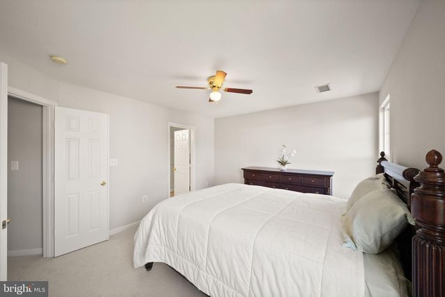 510 SPARKLEBERRY TER NE, Leesburg, VA 20176