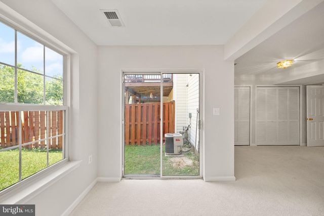 510 SPARKLEBERRY TER NE, Leesburg, VA 20176