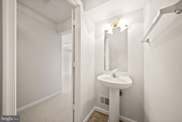 510 SPARKLEBERRY TER NE, Leesburg, VA 20176