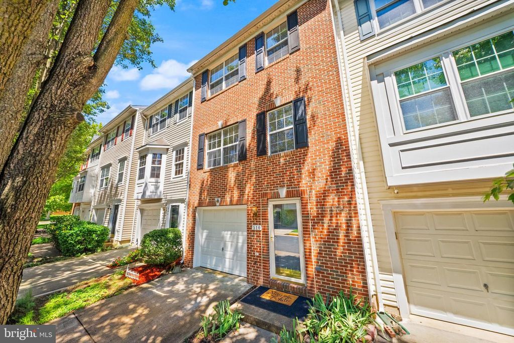 510 SPARKLEBERRY TER NE, Leesburg, VA 20176