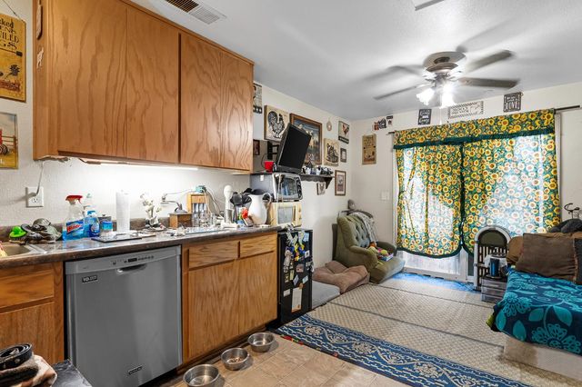 3240 4th St, Biggs, CA 95917