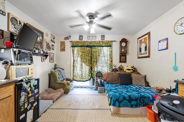 3240 4th St, Biggs, CA 95917