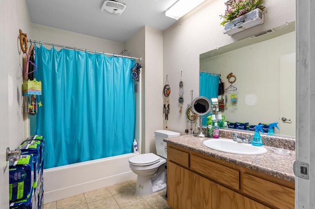 3240 4th St, Biggs, CA 95917